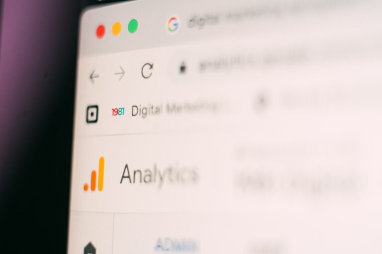 Photo SEO hybrid search